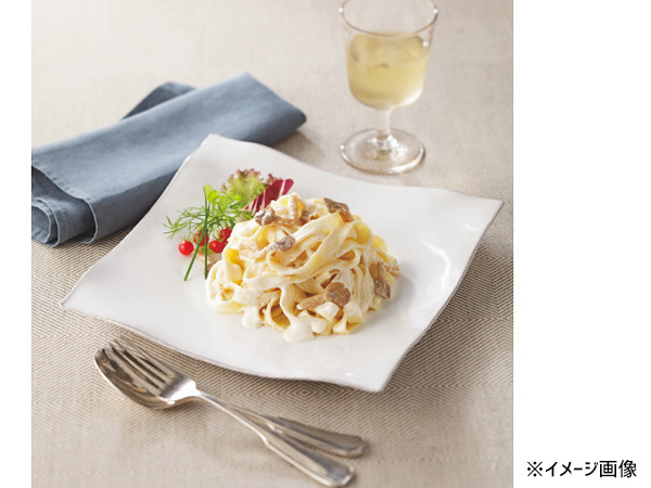  raw pasta &2 kind pasta sauce set raw pasta 110g×3.. . cream sauce 130g×2.. .... chicken. Japanese style sauce 130g×1 NP-25 tax proportion 8%