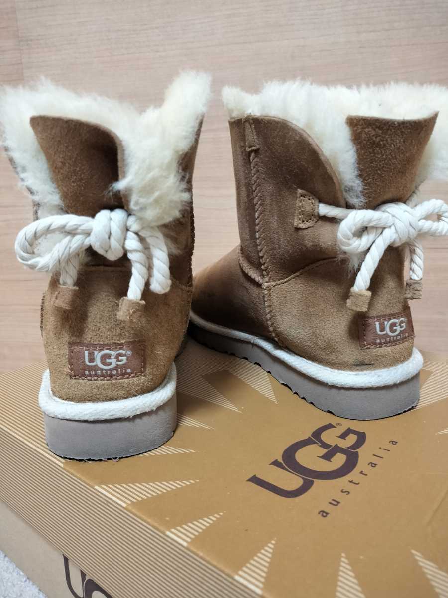 お値下げ★UGG★ショートブーツ★美品★US7★24cm★チェスナット★_画像4