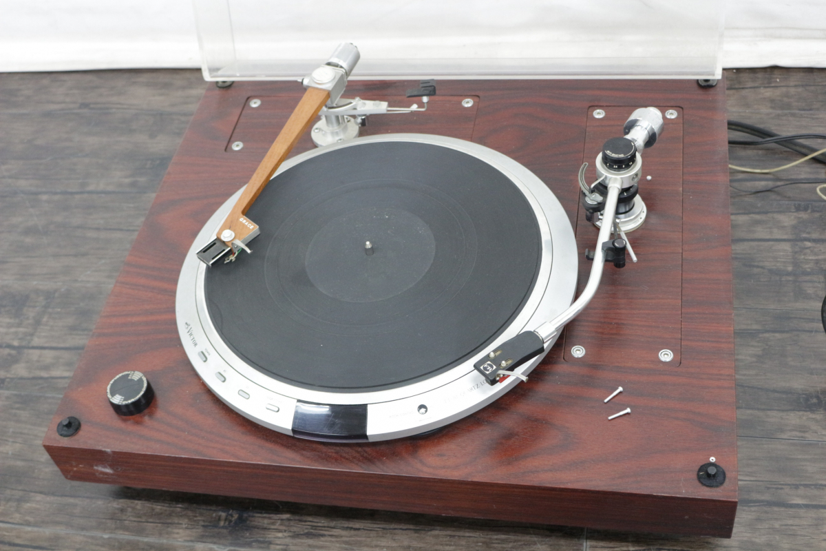 世界的に有名な Victor TT-81 レコードプレーヤー ターンテーブル