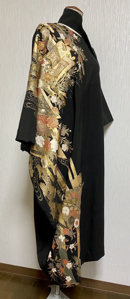 BIG WAVE】御所車 M 正絹 黒留袖 アロハシャツ☆金駒刺繍の御所車 金彩