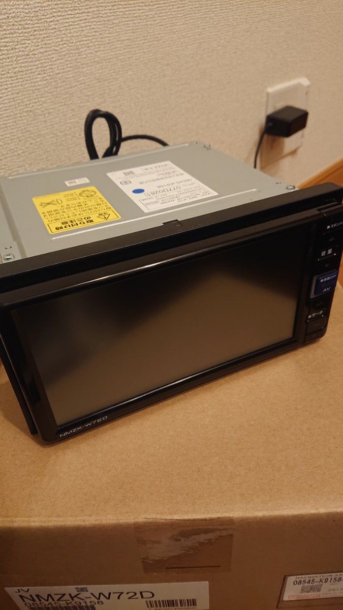 ダイハツ純正 NMZK-W72D メモリーナビ 2022年製造 納車後外し ダイハツ純正 NMZK-W72D メモリーナビ 2022年製造 納車後外し