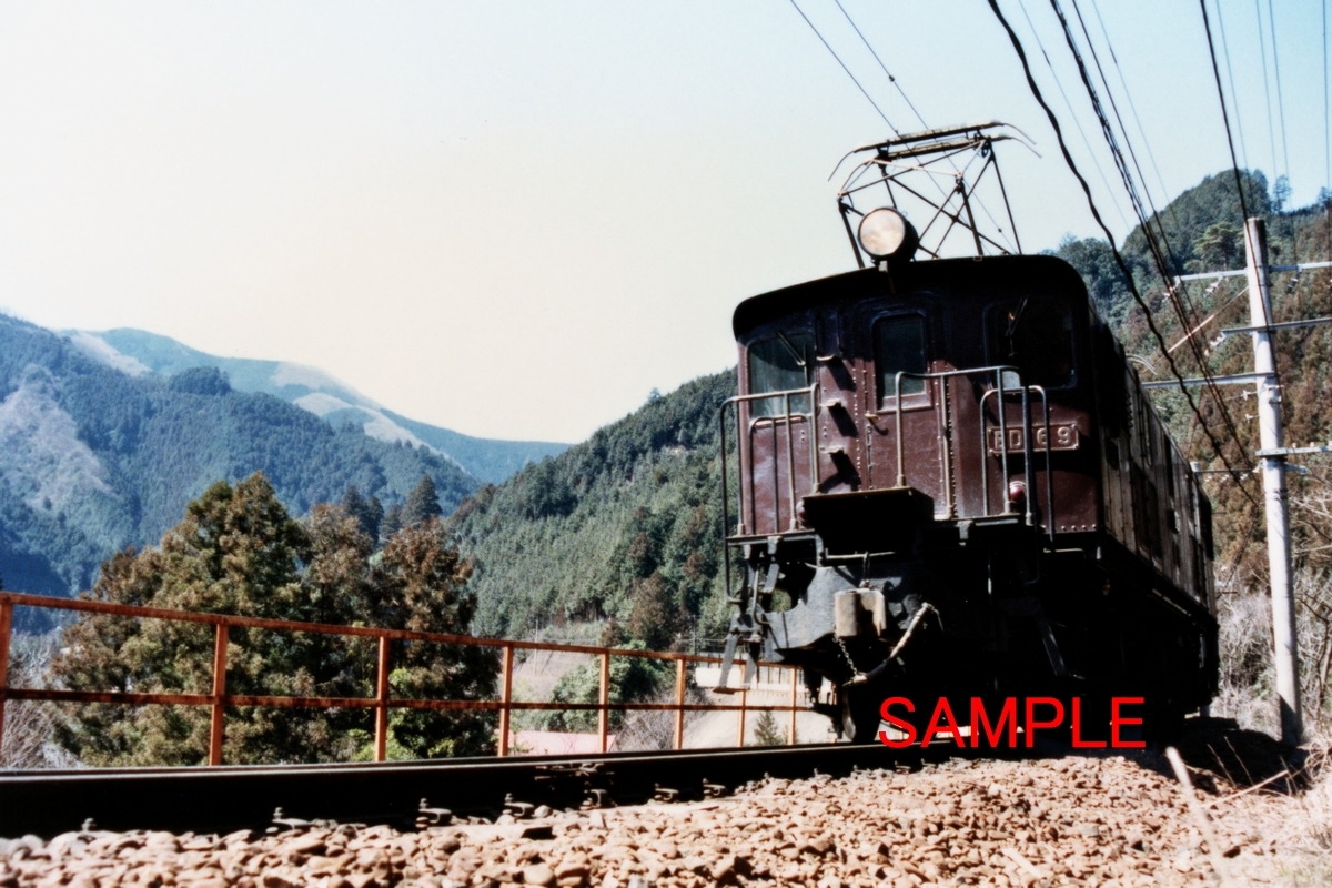 青梅線 石灰石列車 ED16 9 1981年 6000×4000PX 17.1MB ピント精度:良好 劣化有 F0099_画像1