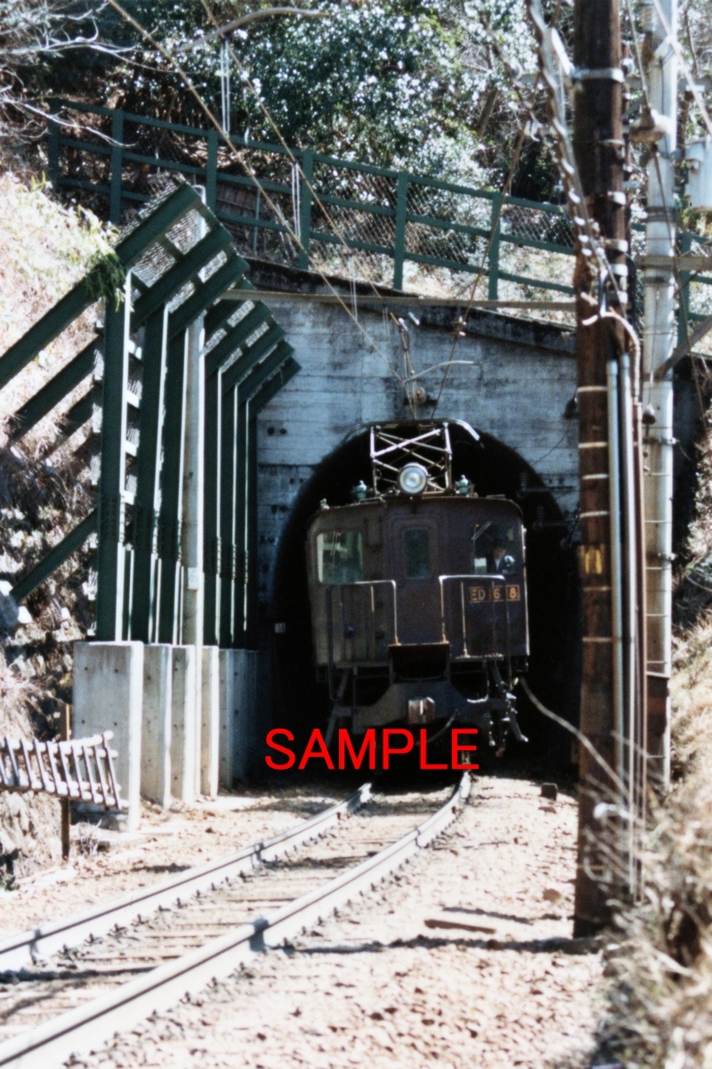 青梅線 石灰石列車 ED16 8 1981年 4000×6000PX 18.7MB ピント精度:並 劣化有 F0098_画像1