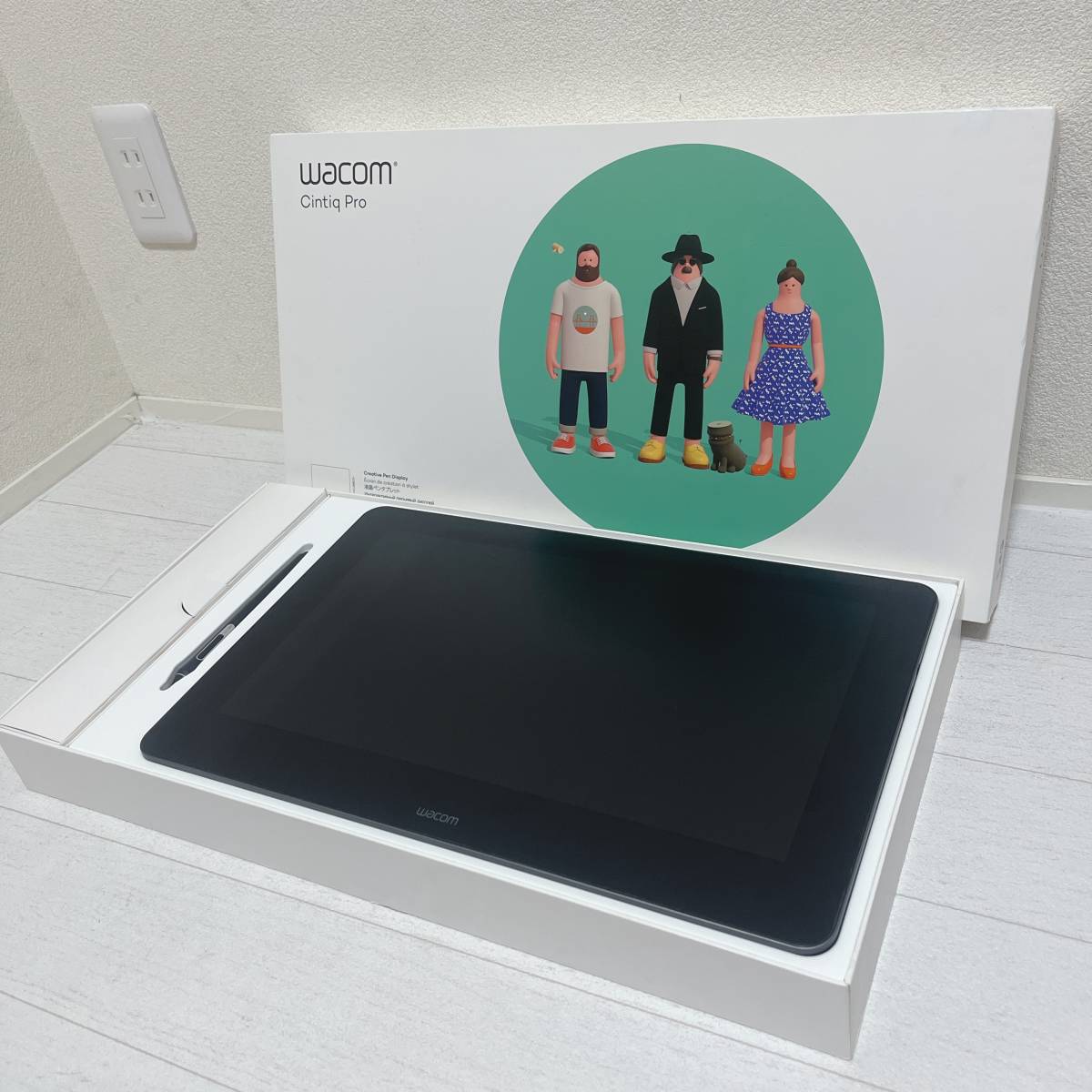 Wacom ワコム Cintiq Pro16 4K液晶ペンタブレット DTH-1620/AKO-DX