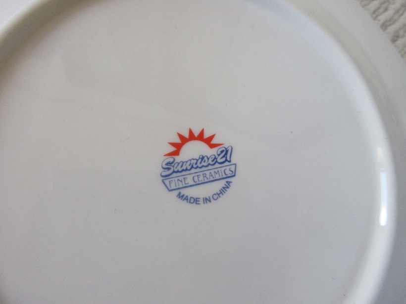 sunraise21「白磁.プレート皿」直径:29cm/３枚揃い.未使用美品の画像4