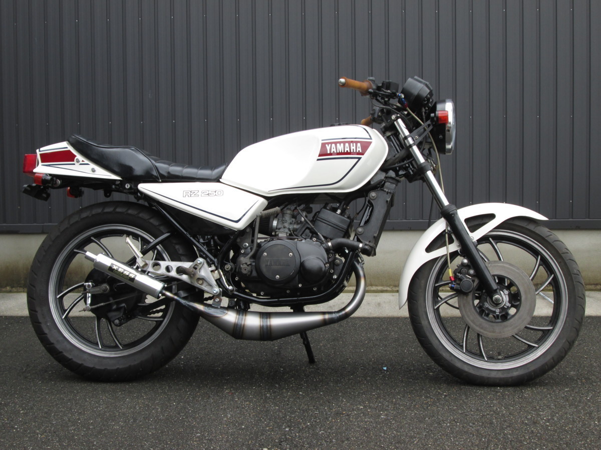 日本未発売】 RZ250/350用(RZ‐R可)用 ストリートチャンバー マフラー