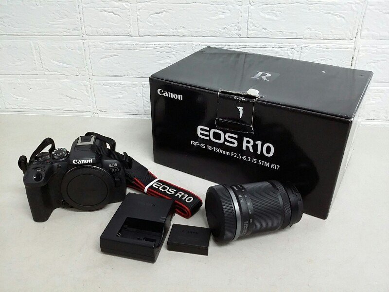 EOS R10 RF-S18-150 IS STM レンズキット　美品