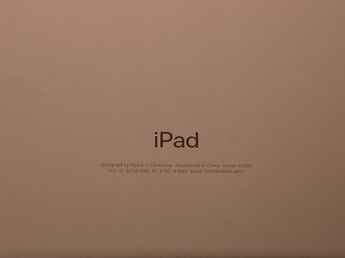 1円～ Apple iPad 第6世代(6th Generation) 128GB Wi-Fiモデル 9.7インチ ゴールド モデル番号 MRJP2J/A 本体のみ 2502の画像6
