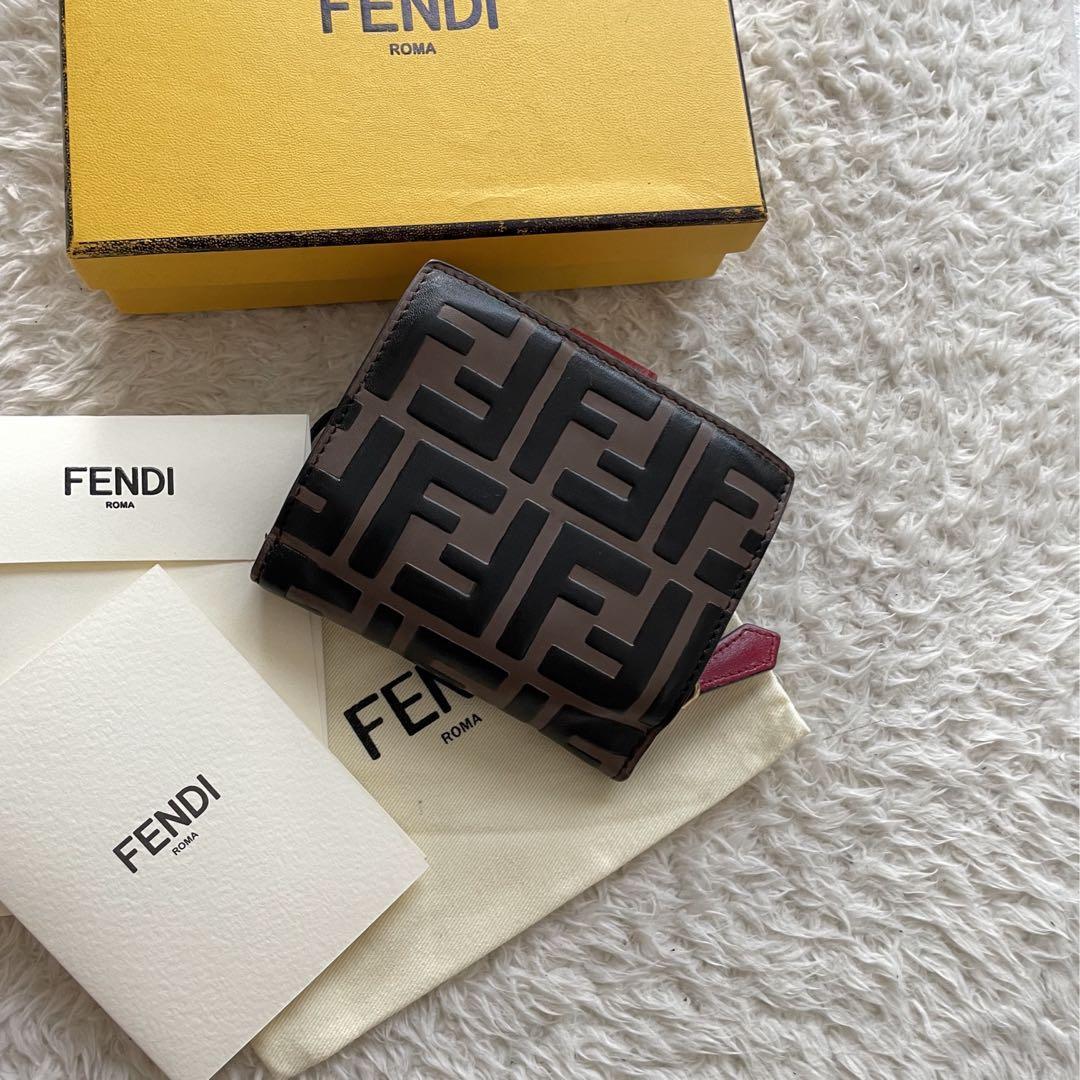 ヤフオク! - 【極上美品】72 FENDI フェンディ 2つ折り財布