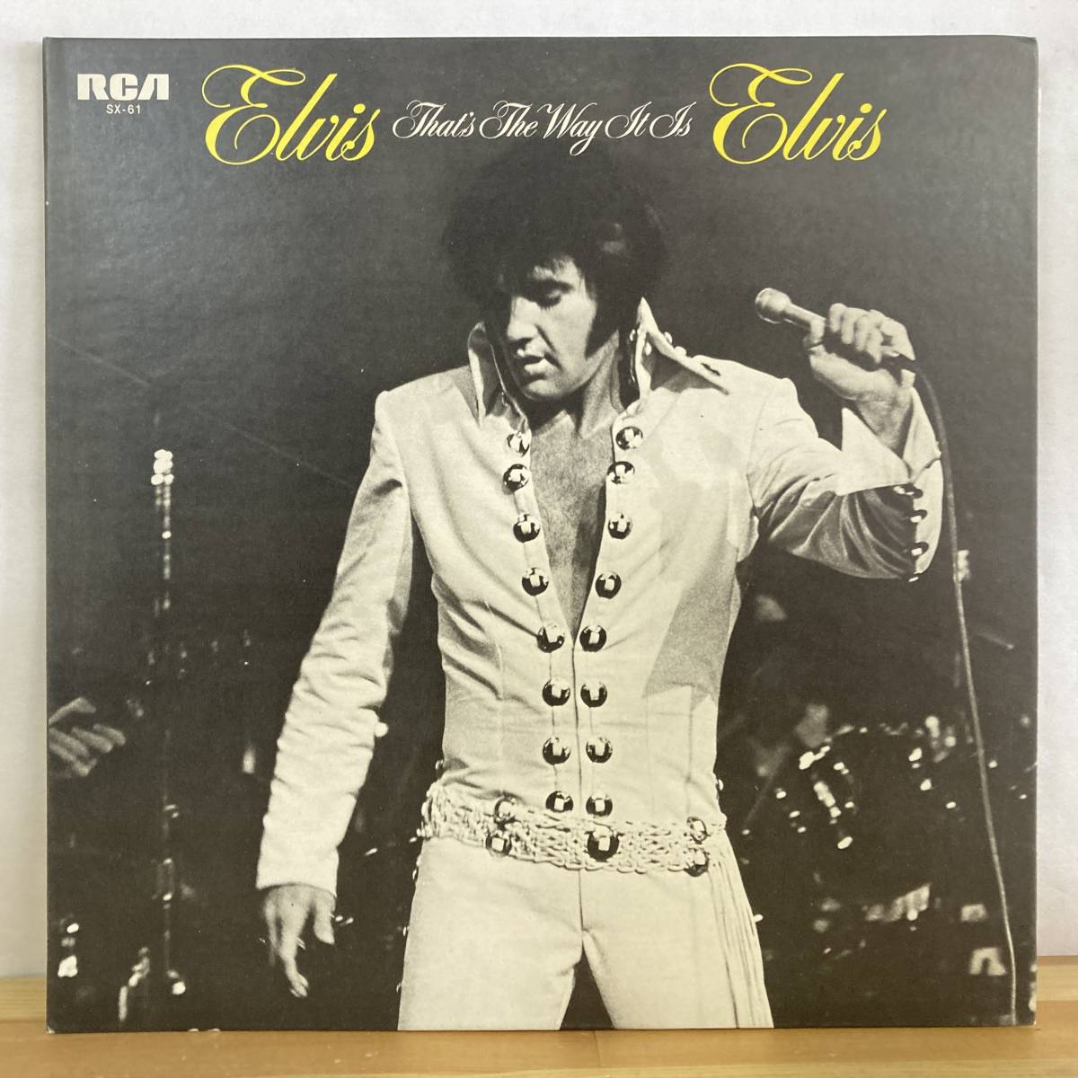 B21■【国内盤/LP】Elvis Presley エルヴィス・プレスリー / That's The Way It Is エルヴィス・オン・ステージ ● RCA / SX-61 230126_画像1