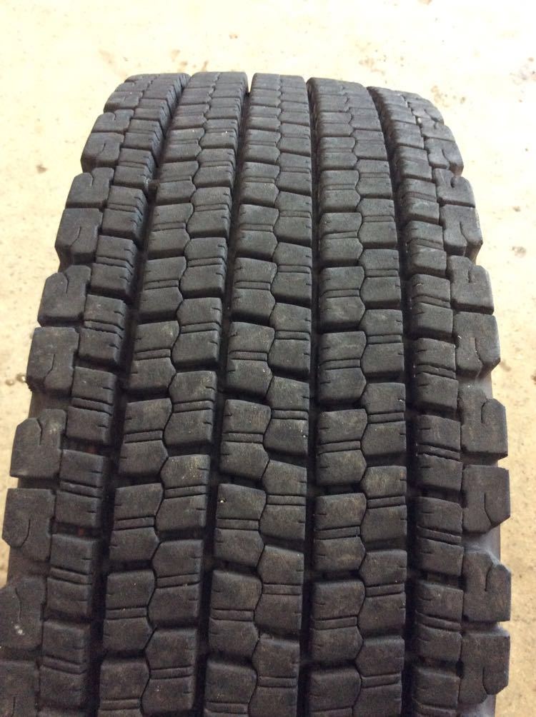 バリ溝冬タイヤ 】 265/70R19.5 140/138J ブリヂストン製 スタッドレス