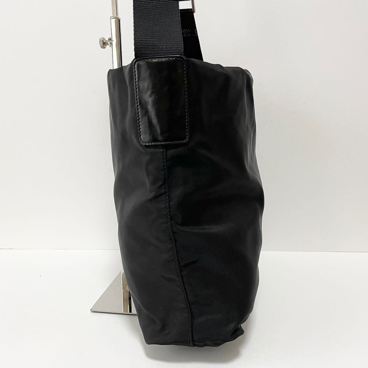 美品 男女兼用】PRADA プラダ ショルダー バッグ メッセンジャー 美品 男女兼用】PRADA プラダ ショルダー バッグ メッセンジャー