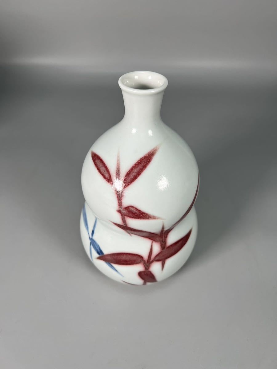 芸術院会員 河合誓徳 線状紋釉裏紅蘭花壷 M124 芸術院会員 河合誓徳 線状紋釉裏紅蘭花壷 M124(芸術院会員 河合