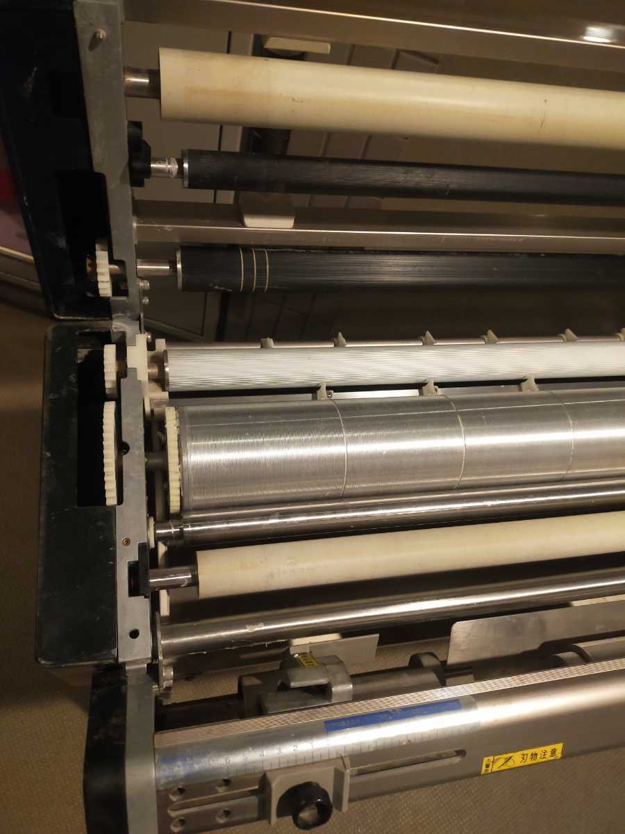 即納 軽量 極東産機 自動壁紙糊付機 Prime Revo 糊付け機 東京池袋 送料7000円 壁紙クロス機械 中古 のヤフオク落札情報 即納 軽量 極東産機 自動壁紙糊付機 Prime Revo 糊付け機 東京池袋 送料7000円 壁紙クロス機械 中古 のヤフオク落札情報