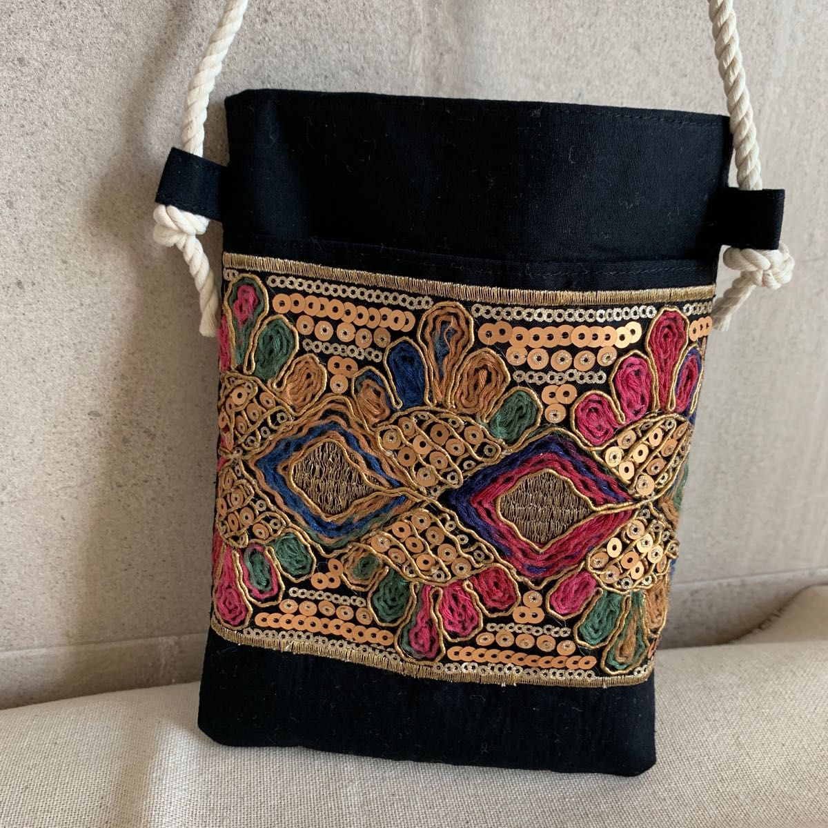 no.3】インド刺繍リボンのスマホポシェット サコッシュ ハンドメイド-