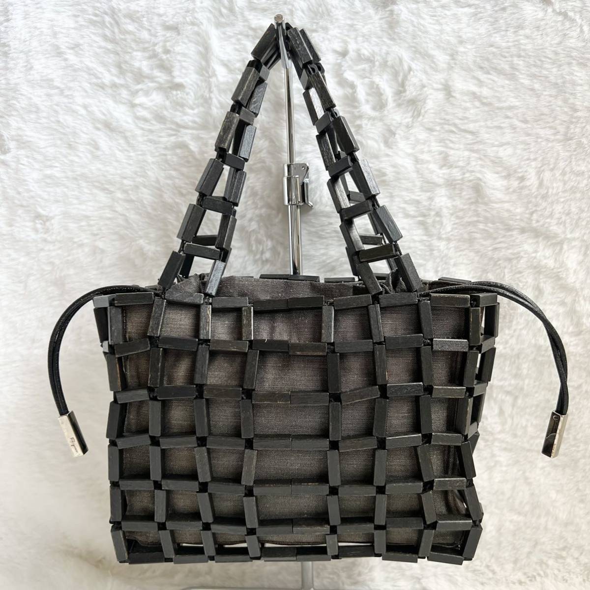 良品【希少デザイン】Salvatore Ferragamo サルヴァトーレ フェラガモ