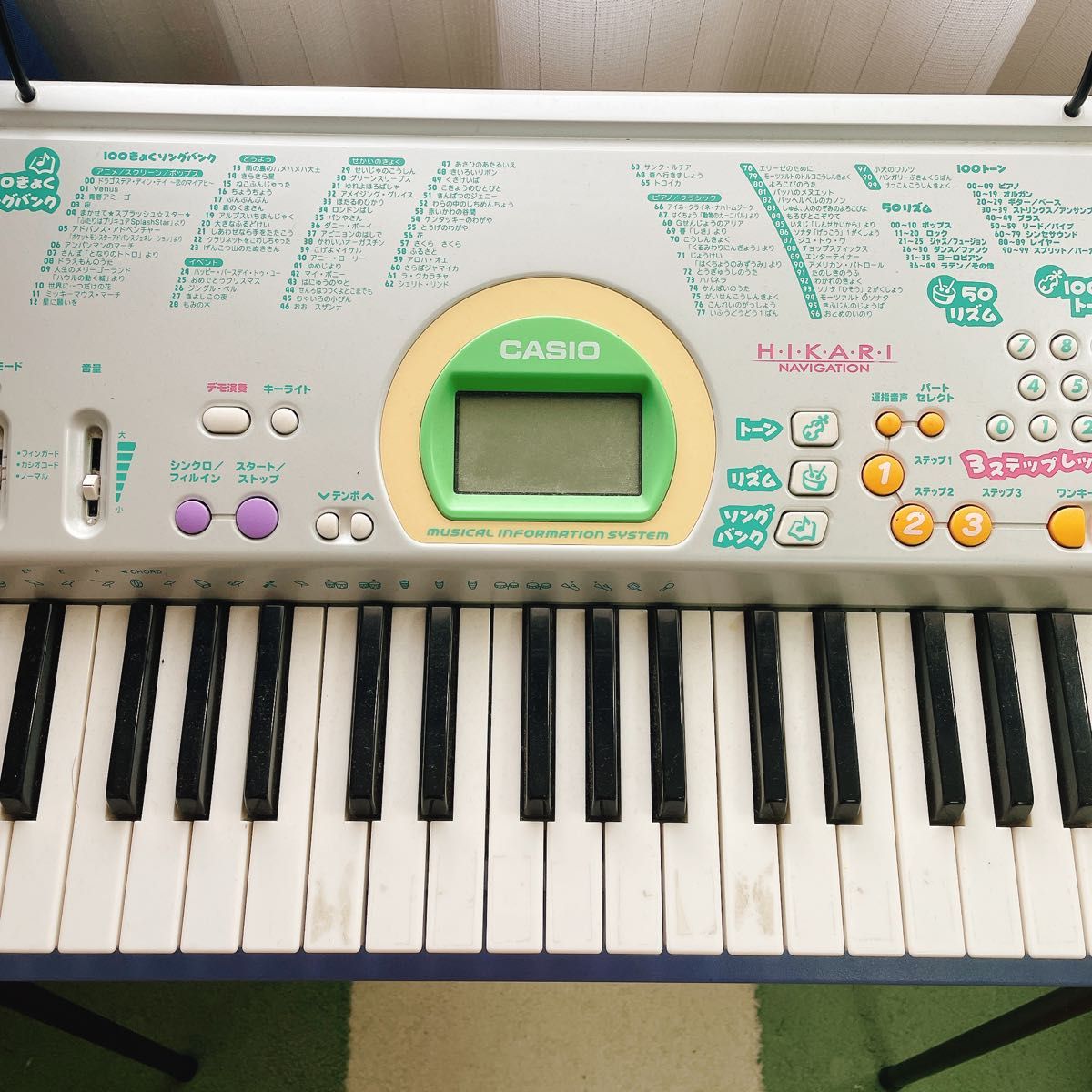 CASIOカシオ 電子ピアノ 光ナビゲーションキーボード LK-102 CASIOカシオ 電子ピアノ 光ナビゲーションキーボード LK-102