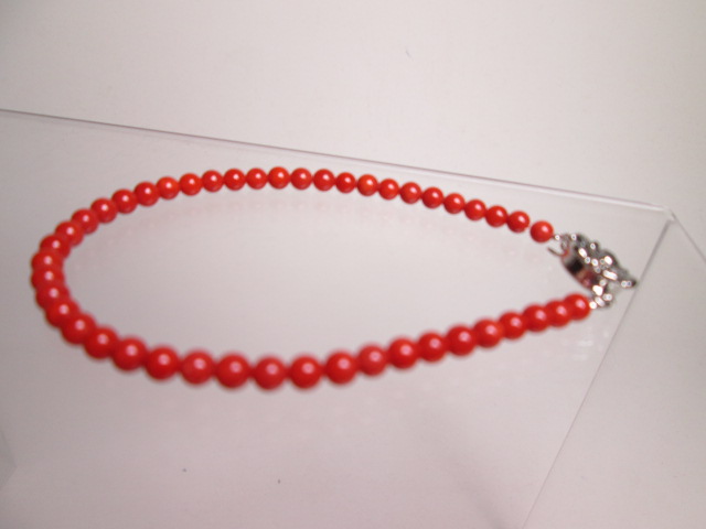 [. month ] red ..4mm~7,5mm sphere. necklace &4mm sphere. bracele case attaching 