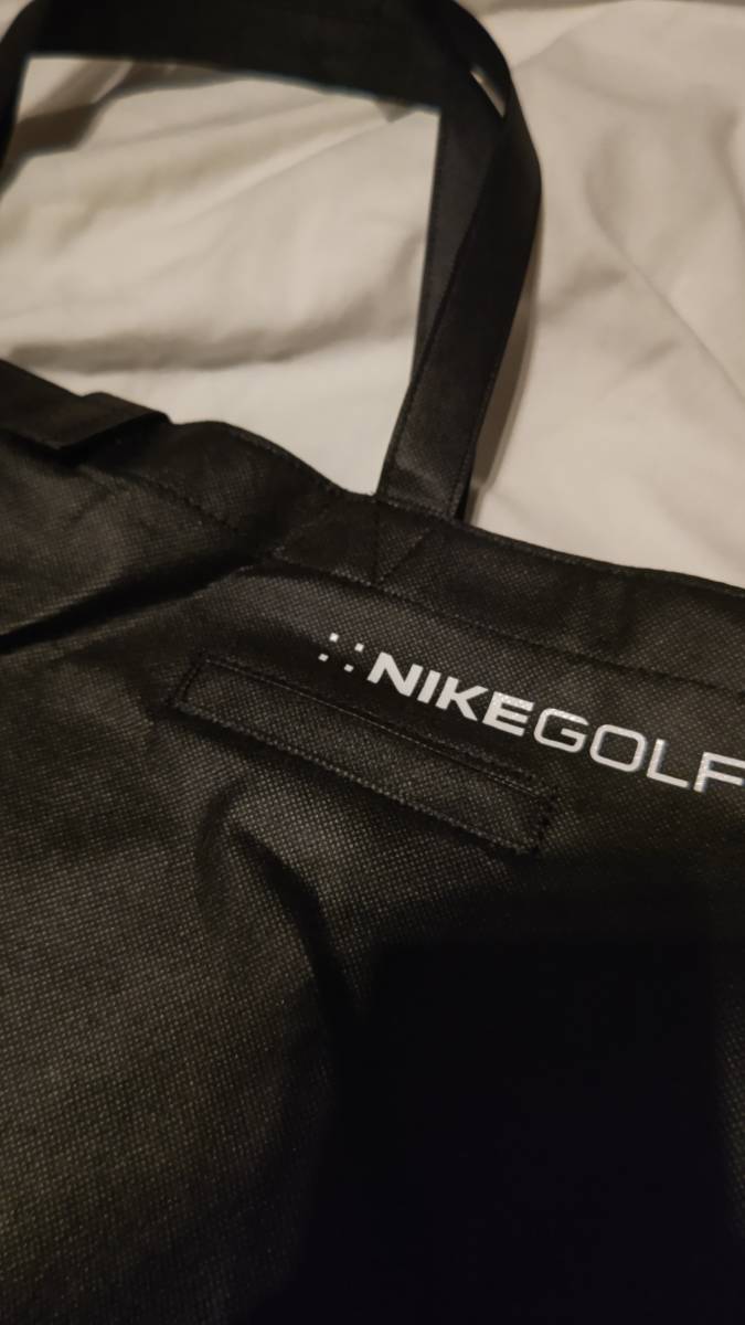 NIKE GOLF 不織布トートバッグ 黒 大容量 ショッピングバッグ エコバッグ ナイキゴルフの画像2