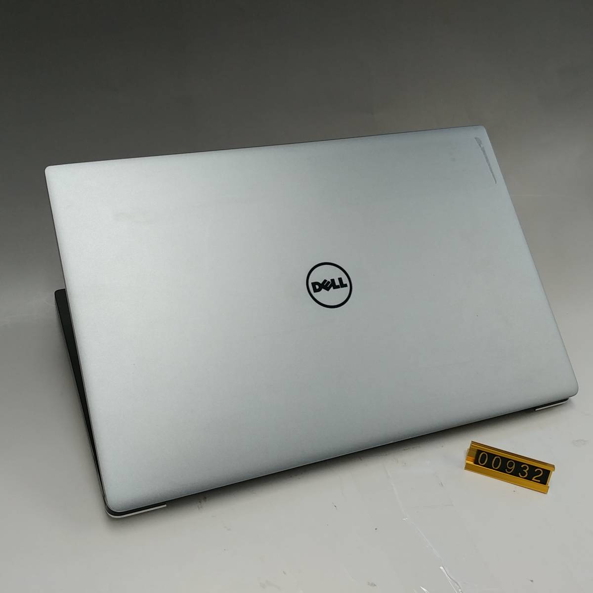 932 DELL XPS13 9360 13.4インチ Core i5 7200U 2.5Ghz 第7世代 メモリ