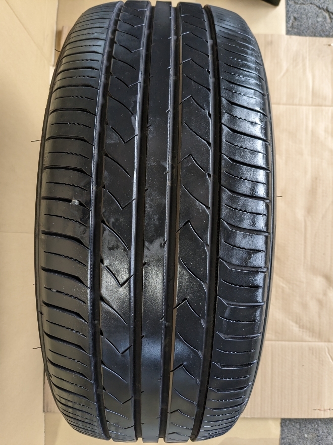 即決◆215/45R17 バリ山1本 トーヨー SD-7 中古タイヤ_画像1