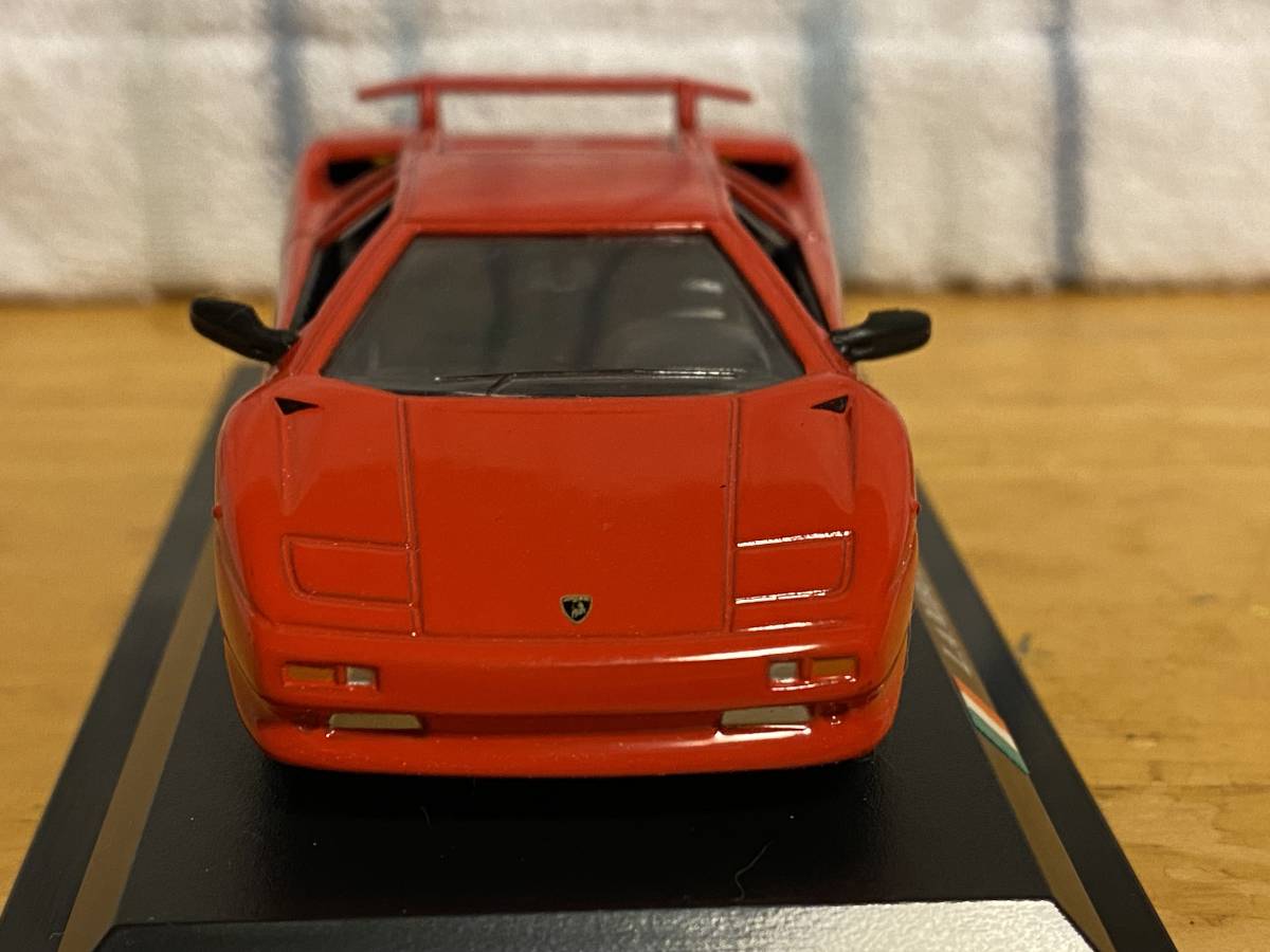 （1）　ディアゴスティーニ　LAMBORGHINI DIABLO 1/43_画像2