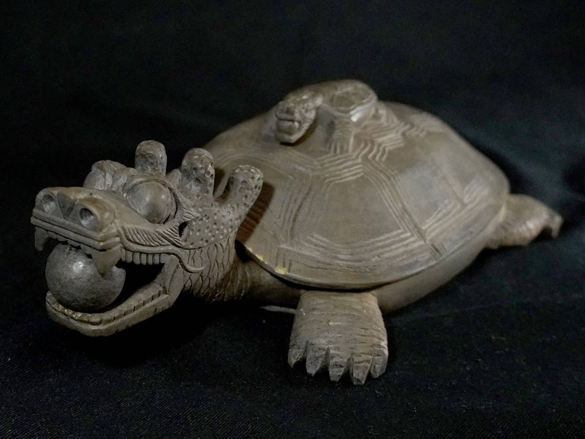 ヤフオク! - 亀の硯（すずり）置物：ユーモラスな顔がいい