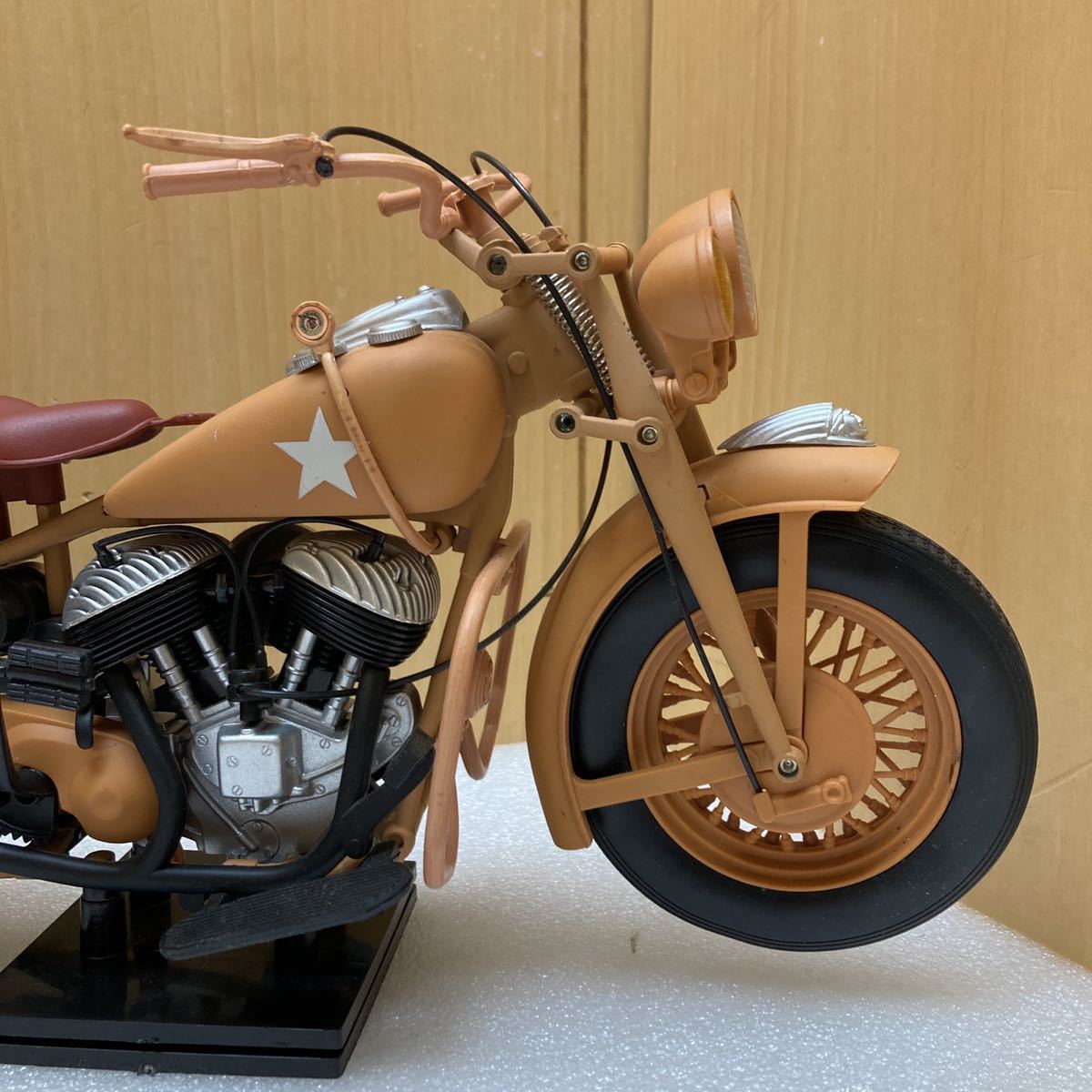 YK0081 Jndian バイク オートバイ 模型 ミニカー 現状品 0124の画像7