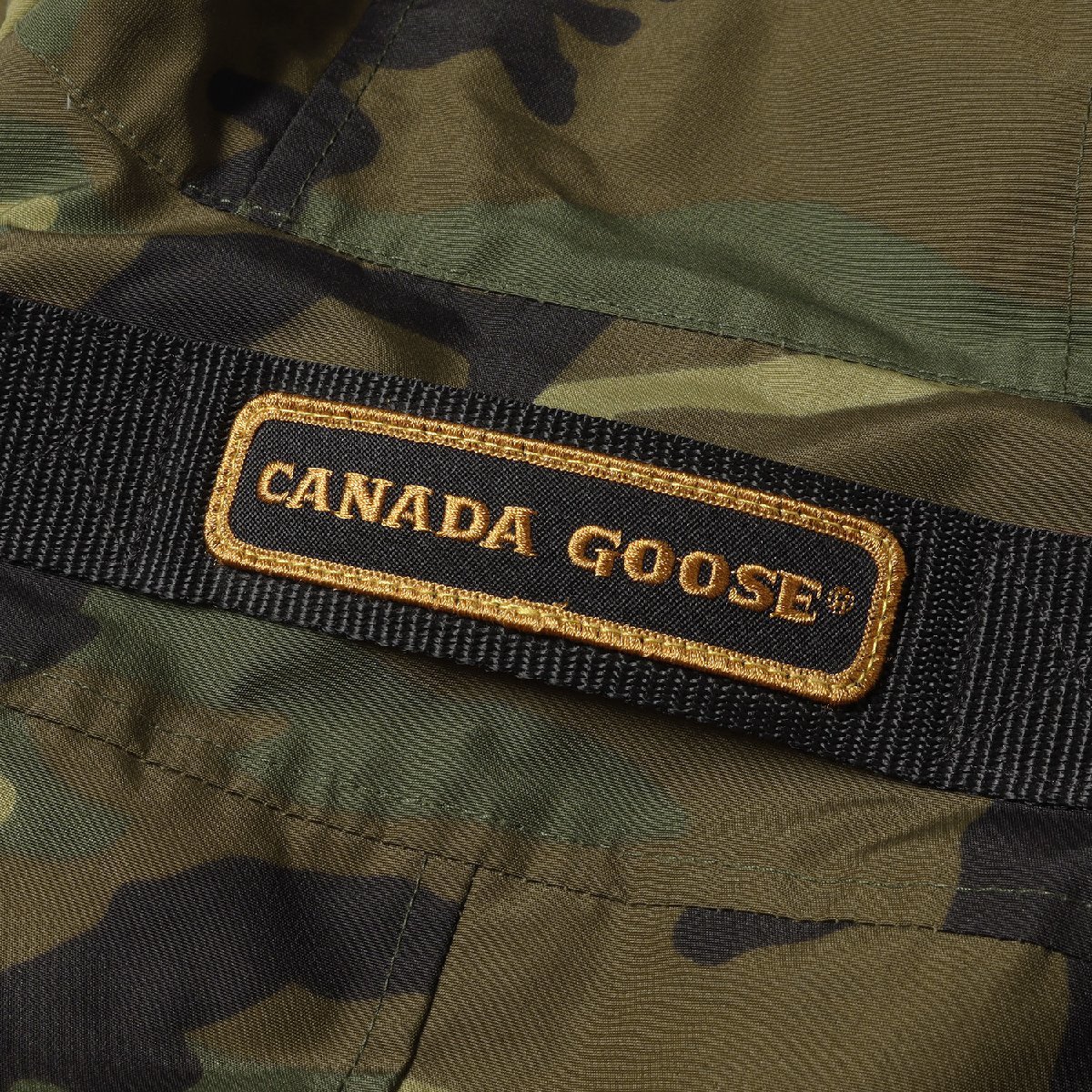 CANADA GOOSE カナダグース ダウンジャケット 迷彩柄 ファー フード