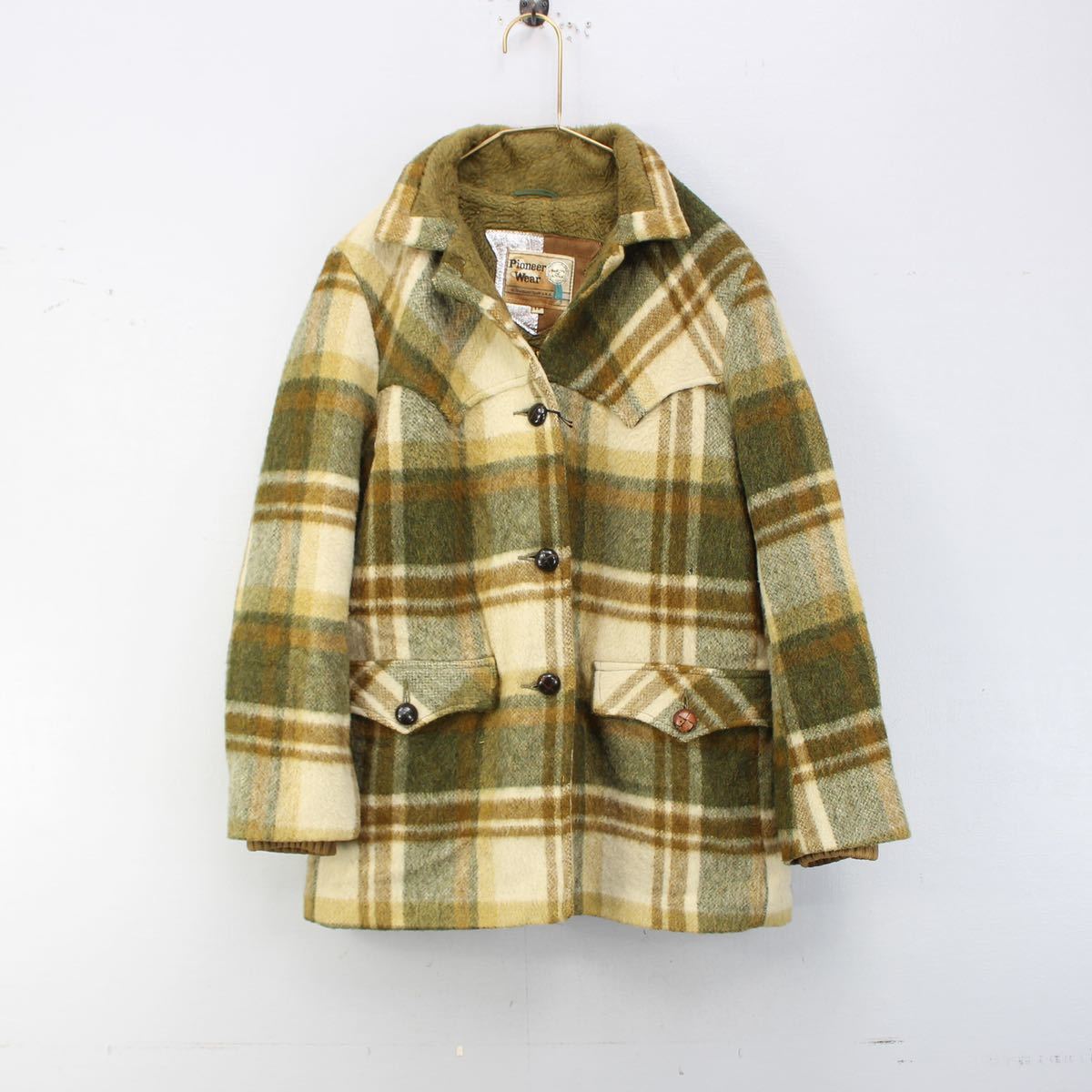 70's USA VINTAGE Pioneer Wear CHECK PATTERNED WOOL BOA 70's USA VINTAGE Pioneer Wear CHECK PATTERNED WOOL BOA