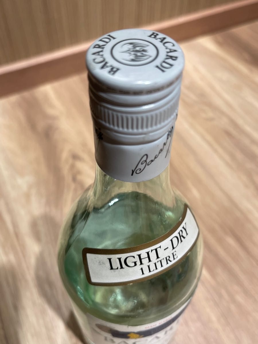 古酒 バカルディ ホワイトラム 旧ボトル bacardi light dry 古酒 バカルディ ホワイトラム 旧ボトル bacardi light dry
