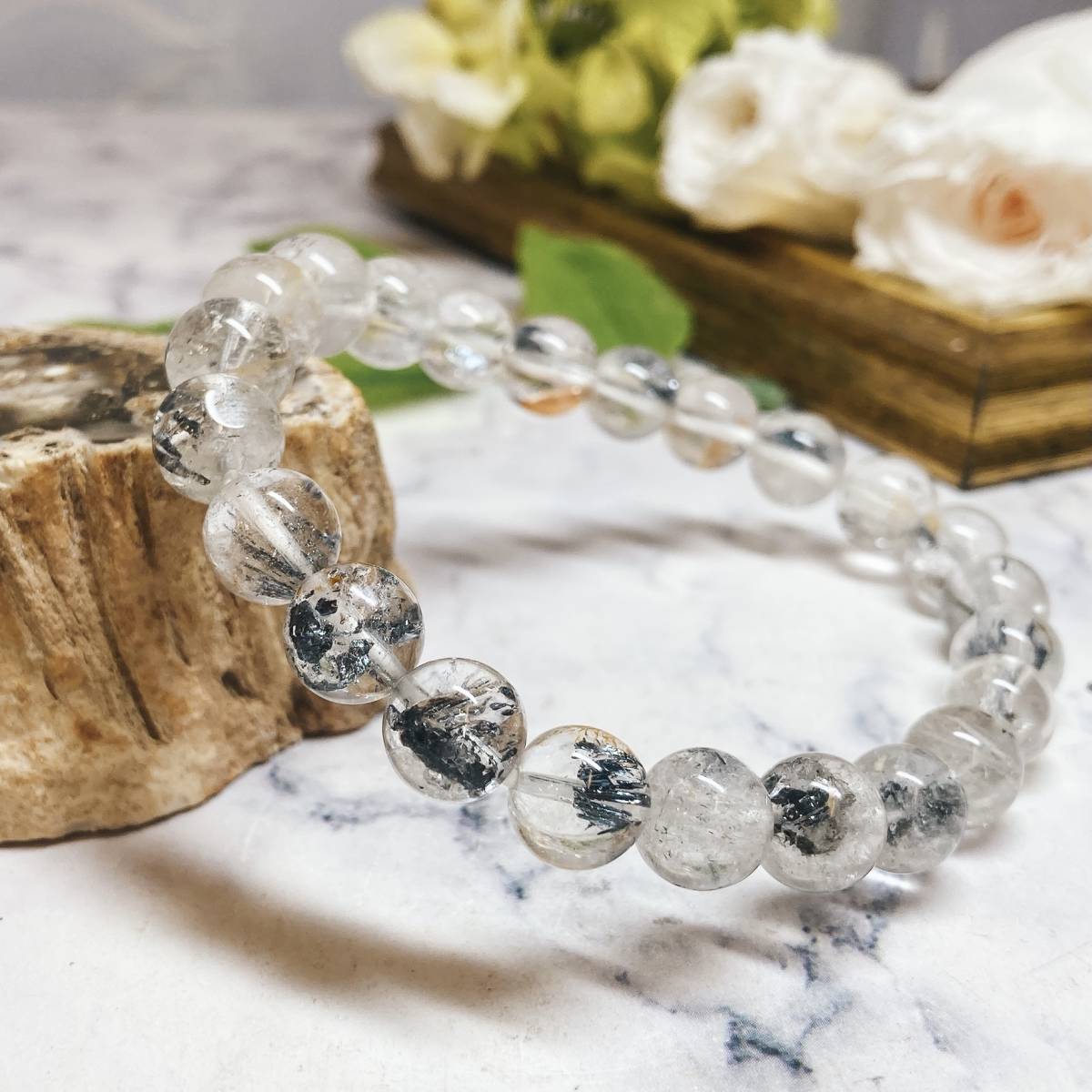 【E4733】スティブナイトinクォーツ8-9㎜＊ブレスレット＊Stibnite in Quartz＊bracelet_画像1