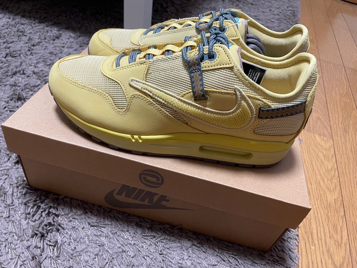 少し豊富な贈り物 トラヴィス・スコット × Nike カシナ ナイキ 新品