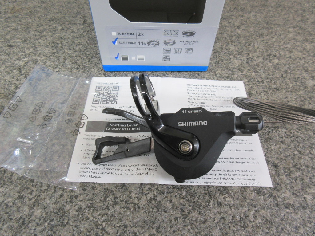 Shimano SL-RS700-R シフトレバー 11S・フラットバーロード/105 Shimano SL-RS700-R シフトレバー 11S・フラットバーロード/105