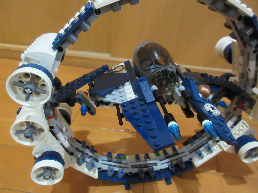 LEGO 7661 ジェダイスターファイター ハイパードライブリング付 キットフィストー/オビワンの画像3