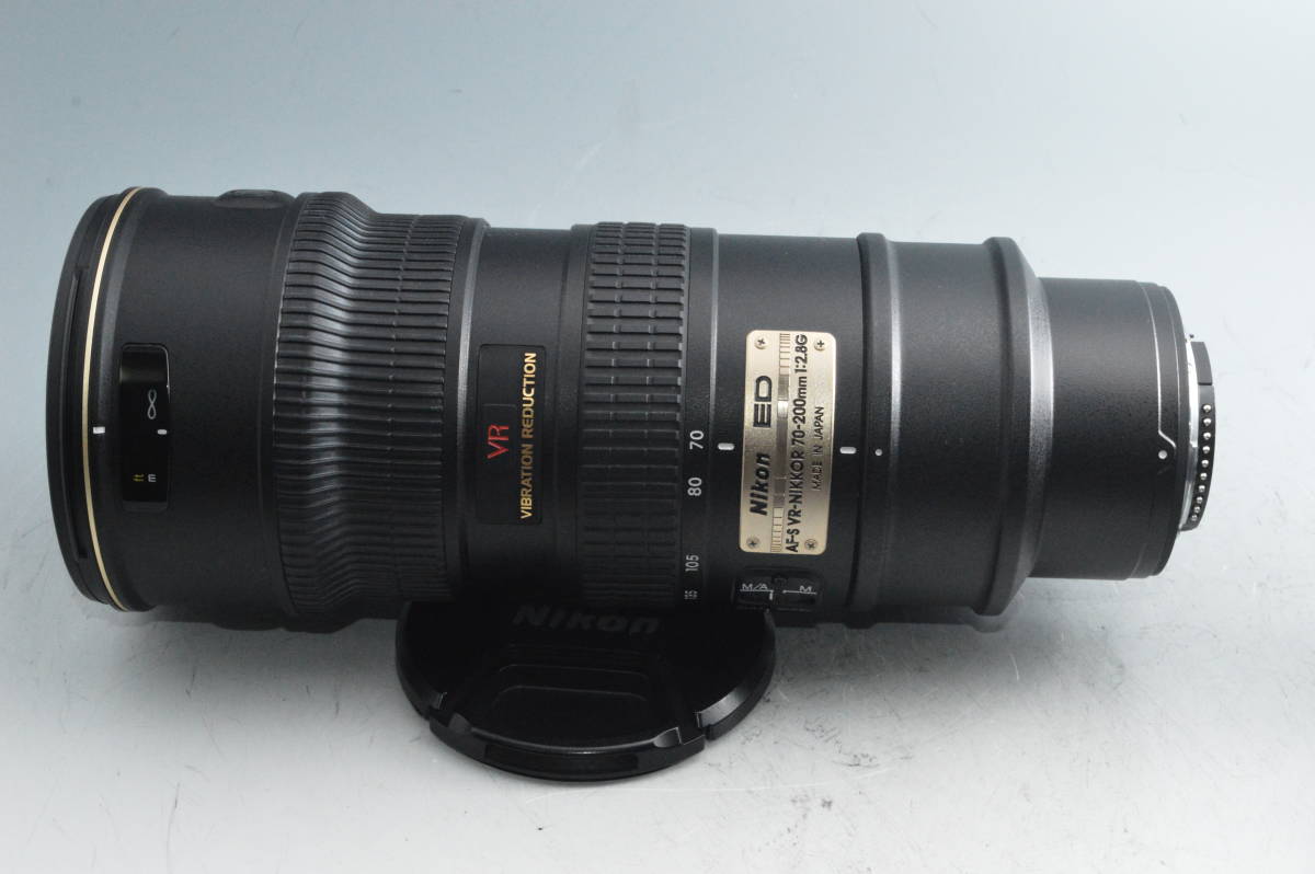 #8920【外観美品】 Nikon AF-S VR Zoom Nikkor ED 70-200mm F2.8G (IF) ブラック_画像4