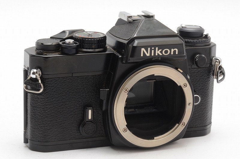 贅沢 Nikon FE 一眼レフカメラ☆通電,シャッターOK☆モルト張替
