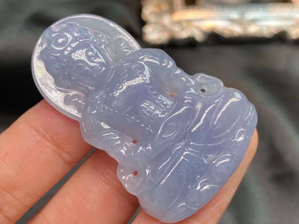 帯電防止処理加工 本翡翠ペンダント 観音菩薩像 氷種ヒスイ ミャンマー