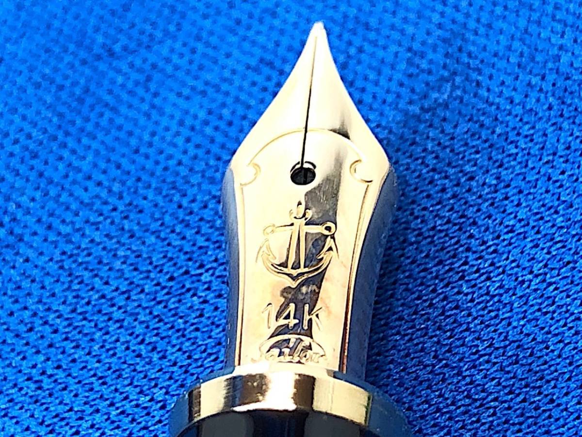未使用 セーラー万年筆山中塗蒔絵 直販専門店 inspektorat.madiunkota