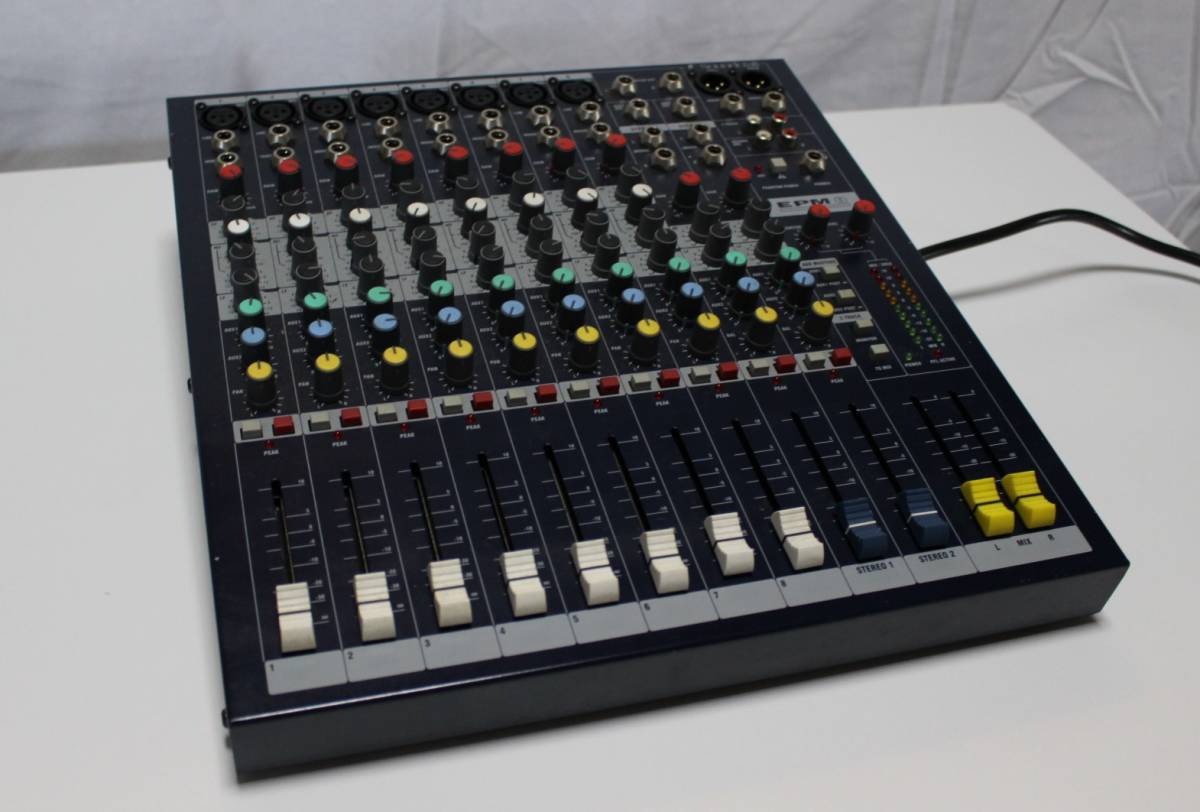 Soundcraft ( サウンドクラフト ) EPM8 アナログミキサー