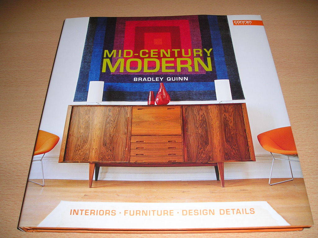 洋書・Mid-Century Modern・ミッドセンチュリーのデザイン精選集です