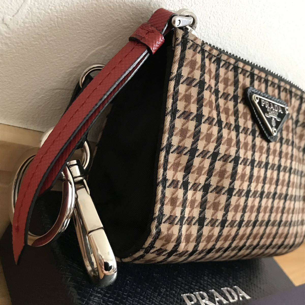 プラダ 現行モデル コインケース キーリング RFID 正規品 ウェブ