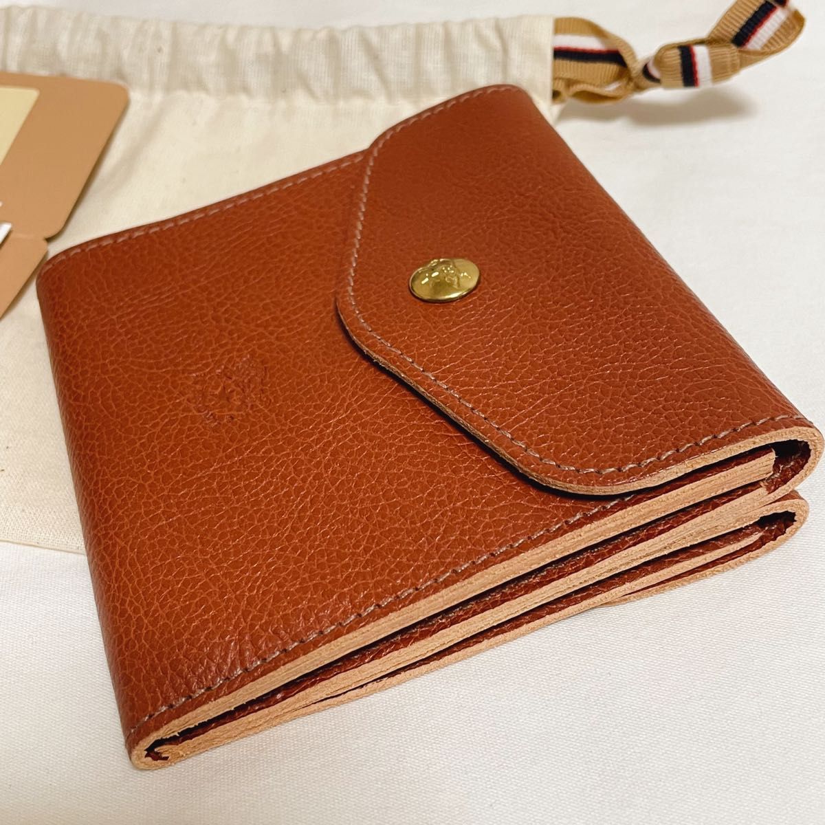 HOT人気SALE IL BISONTE - イルビゾンテ 二つ折り財布 赤茶 ダブル