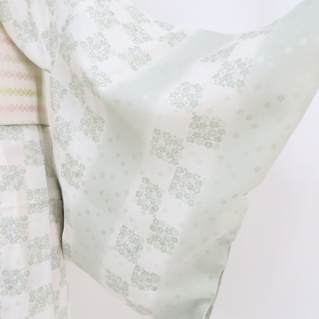 ゆめsaku 新品 やまと誂製 桜 市松 刺繍衿付“どこから見ても満開の和の時間”仕付け糸付 長襦袢 r-48の画像4