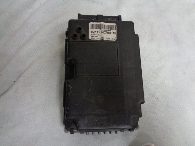  Lincoln Town Car original Lighting Control Module