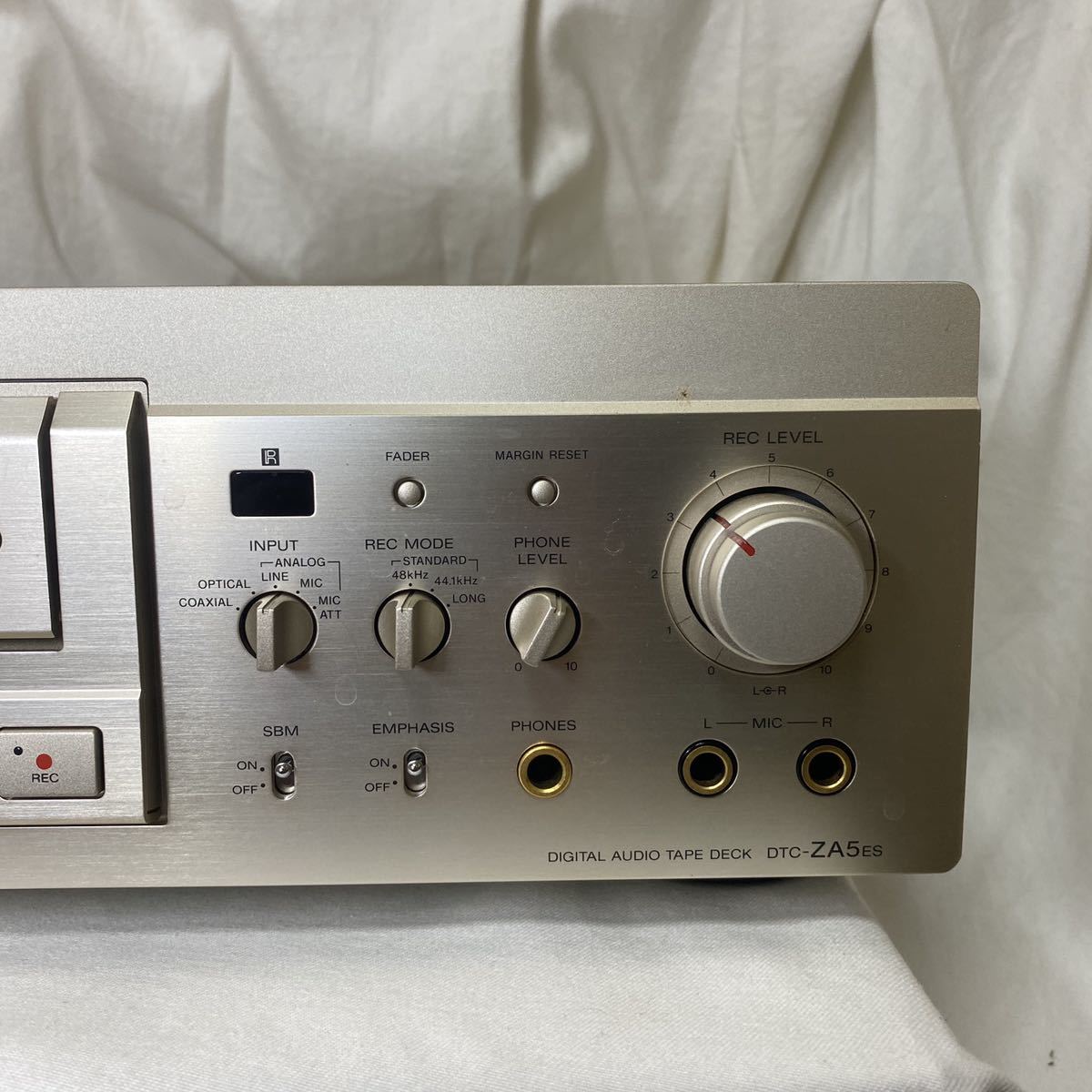 SONY DTC-ZA5ES DATデッキ リモコン付属 DAT機器 | admissions.cktutas