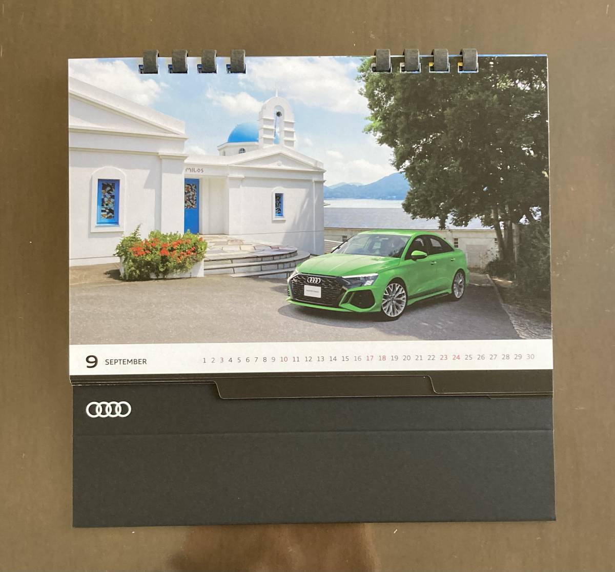 ★ неиспользуемый ★ Audi  новинка (  товара нет в свободной продаже ) 　  настольный  календарь ②