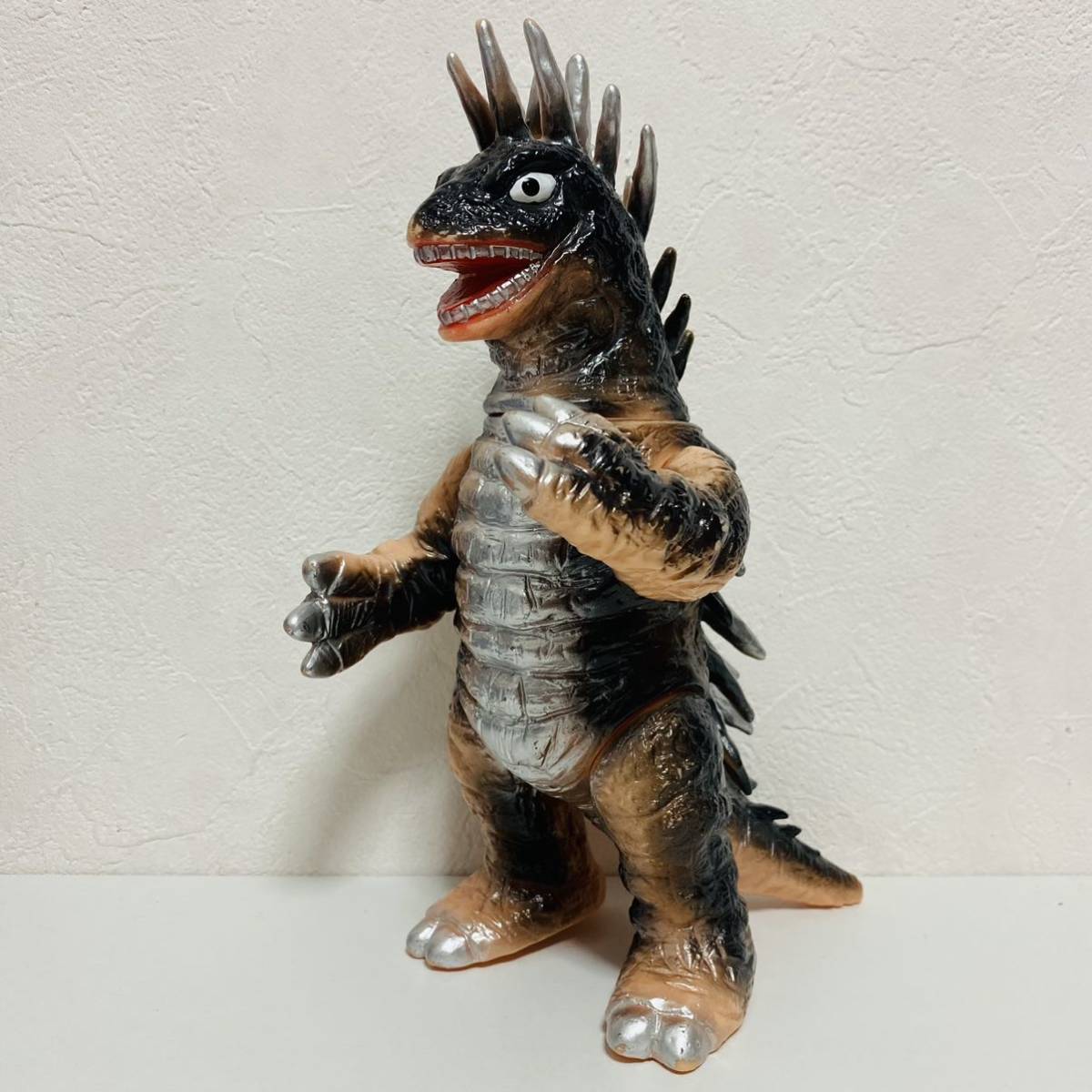 【中古品】BULLMARK ブルマァク ブルマァクの怪獣シリーズ モグネズン 復刻版 ソフビ フィギュア