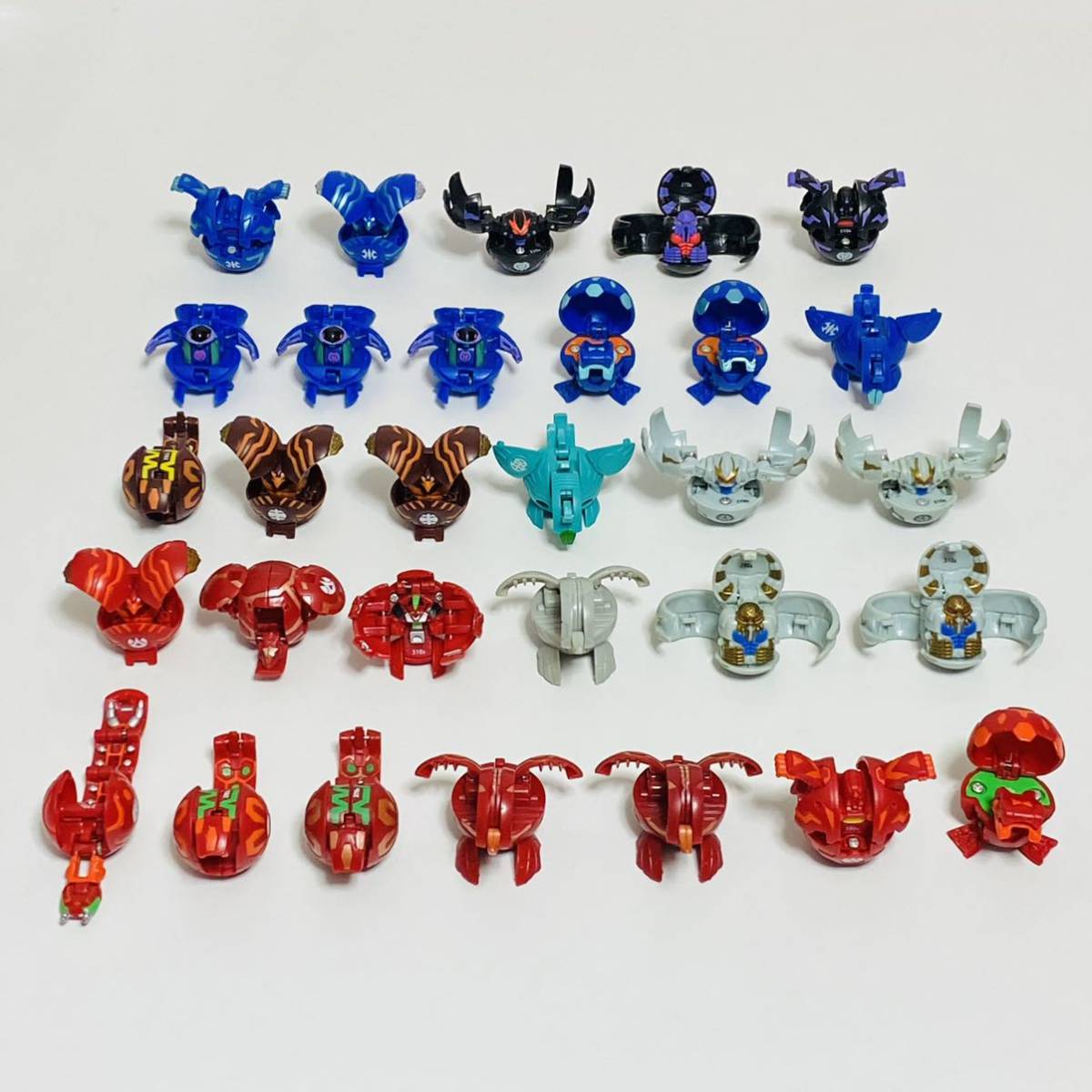 【中古品】SEGATOYS セガトイズ 爆丸 30個セット ドラゴノイド ラプター ジャガーノート ザウラス フェニックス センチピード etc._画像1