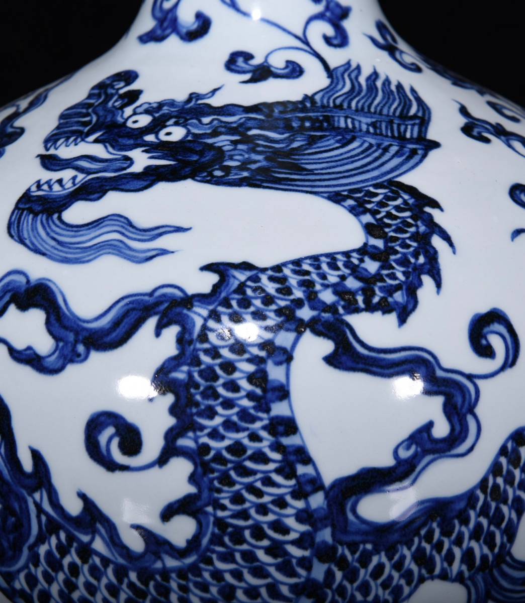 元 古陶磁器 青花麒麟紋天球瓶 極細工 骨董品 古賞物 中国古玩 中国古美術-